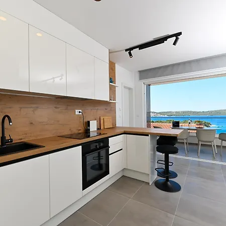 Blue Sea & Red Sunset Apartmán *