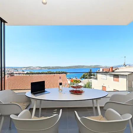 Blue Sea & Red Sunset Apartmán