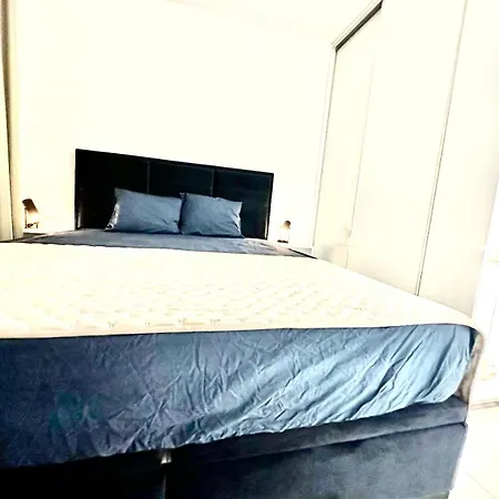 Apartment Triumph *