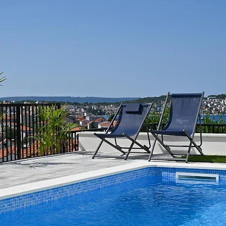 Blue Sea & Red Sunset Apartman Trogir