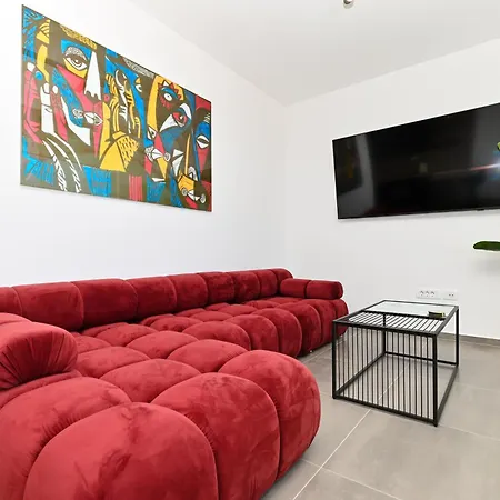 Blue Sea & Red Sunset Apartman *