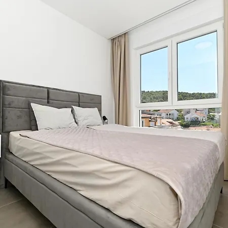 Blue Sea & Red Sunset Traù