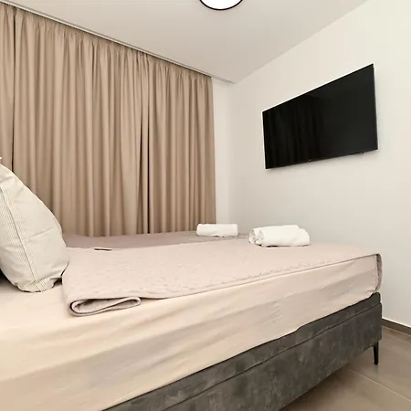 Blue Sea & Red Sunset Traù